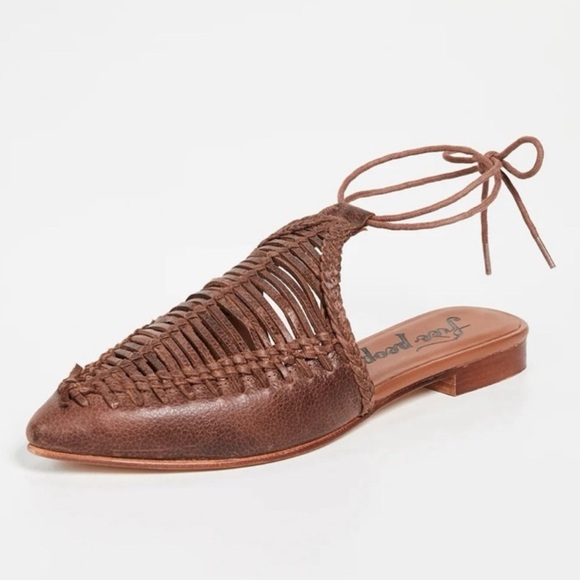 Free People Dana Woven Flat -Comes With Original Box Retails for $168.00 - Picture 1 of 7